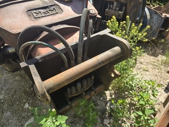 NPK DG-40 avec Oilquick OQ80 (uniquement pour les pièces) - - Grappin d’Occasion