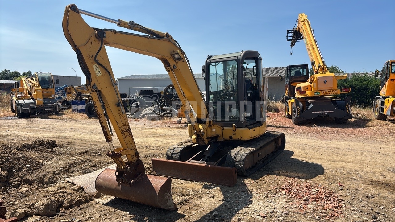 Komatsu PC55MR-3 - - Used Mini Excavator < 7t