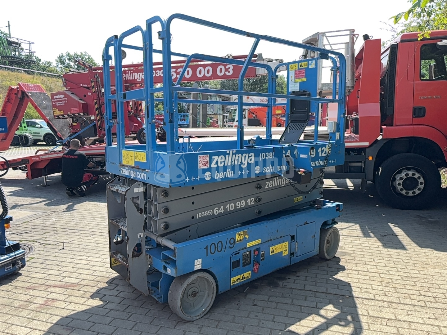 Genie GS-2646 - - Gebruikte Schaarhoogwerker
