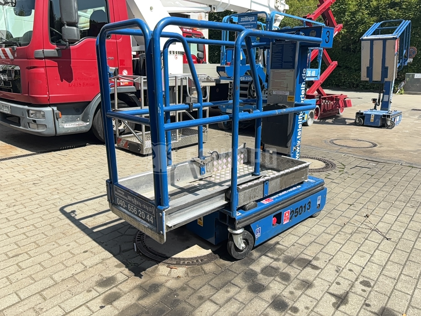 Power Towers Nano Sp - - Gebrauchte Gelenkarbeitsbühne