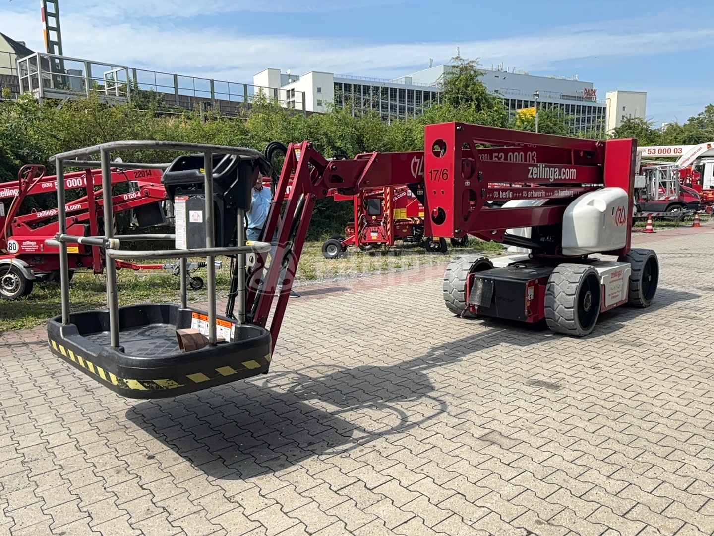 Nifty Lift HR17 NE MK3 - - Nacelle articulée d’Occasion
