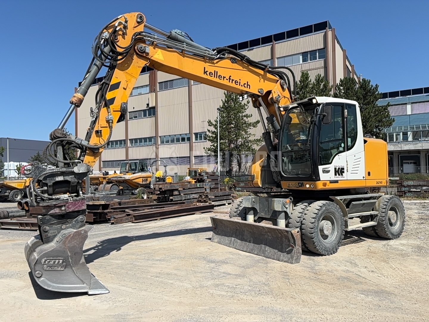 Liebherr A 918 Litronic con Tiltrotator - - Excavadora de ruedas Usada