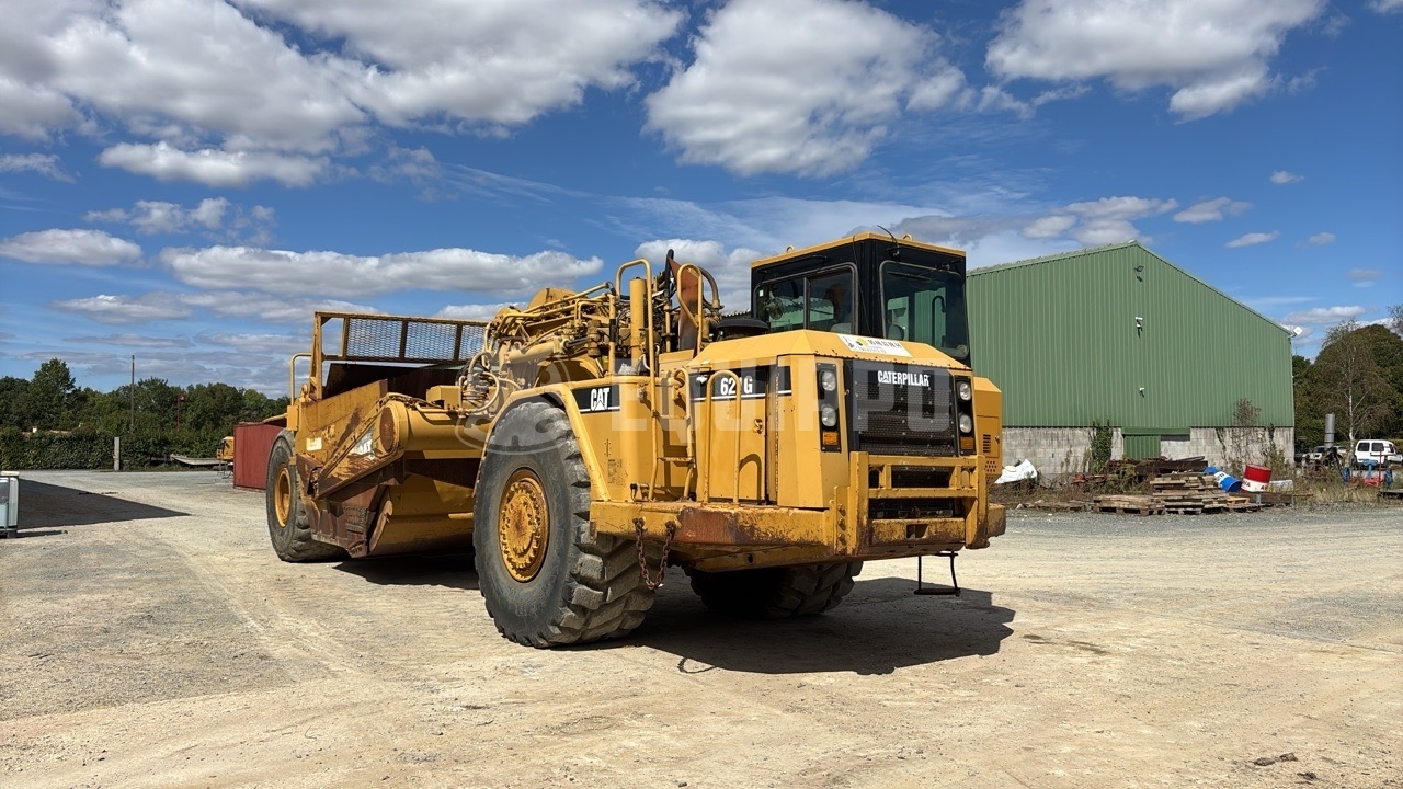 Caterpillar 621G - - Scraper d’Occasion