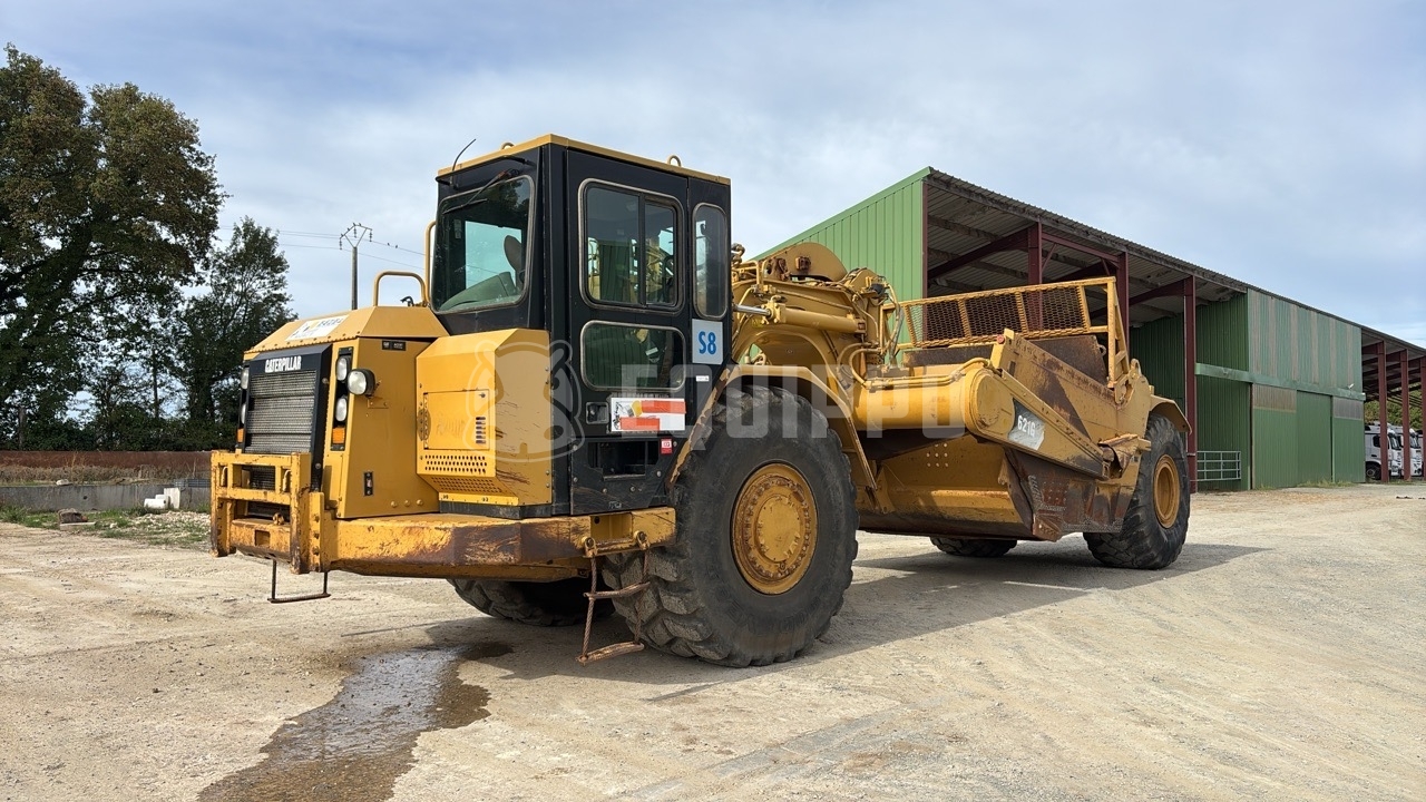 Caterpillar 621G - - Mototraillas Usada
