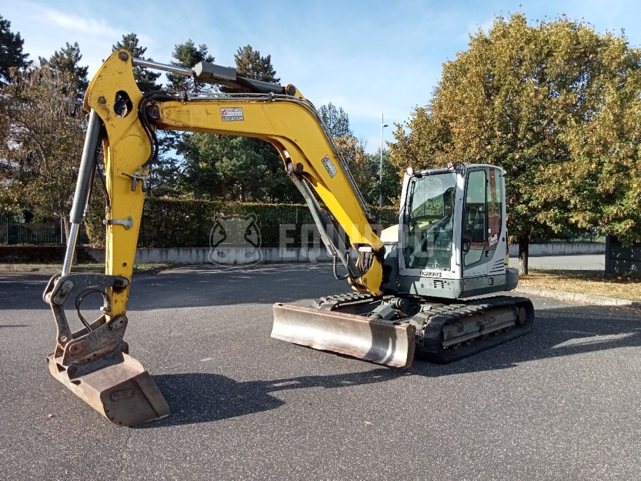 Wacker Neuson ET90 - - Used Midi Excavator 7t - 12t