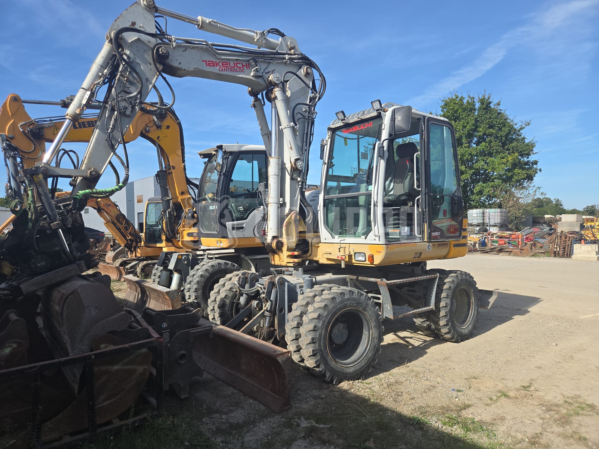 Takeuchi TB295W - - Used Wheeled Excavator
