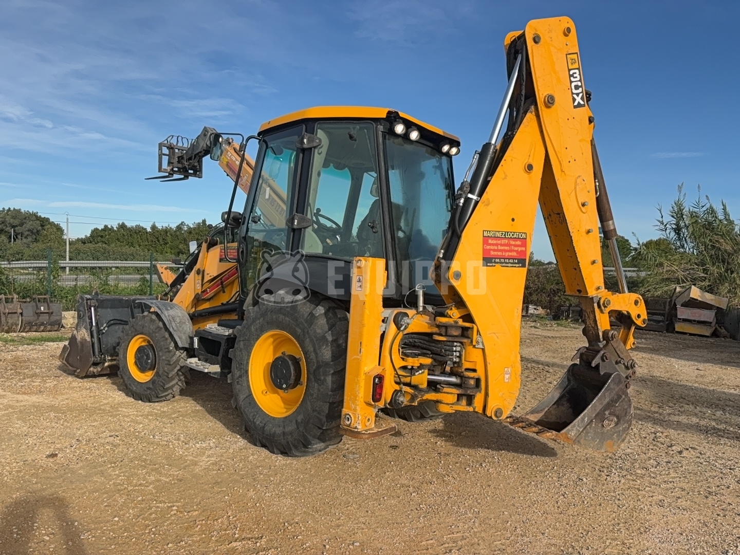 JCB 3CX  - - Gebruikte Graaflaadcombinatie