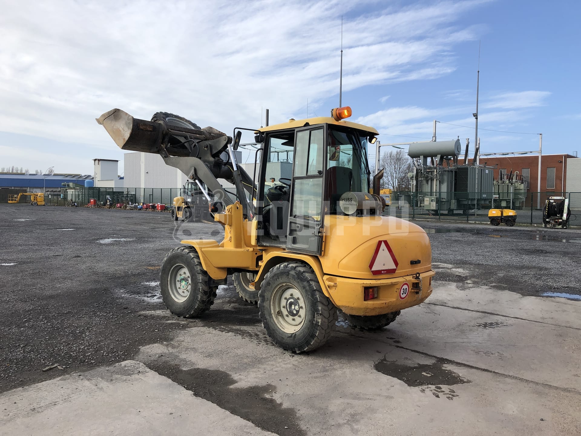 Volvo L30B-Z/X  - - Used Loader
