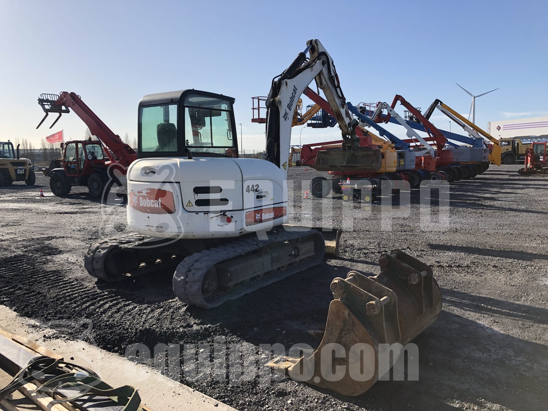 Bobcat 442D  - - Used Midi Excavator 7t - 12t