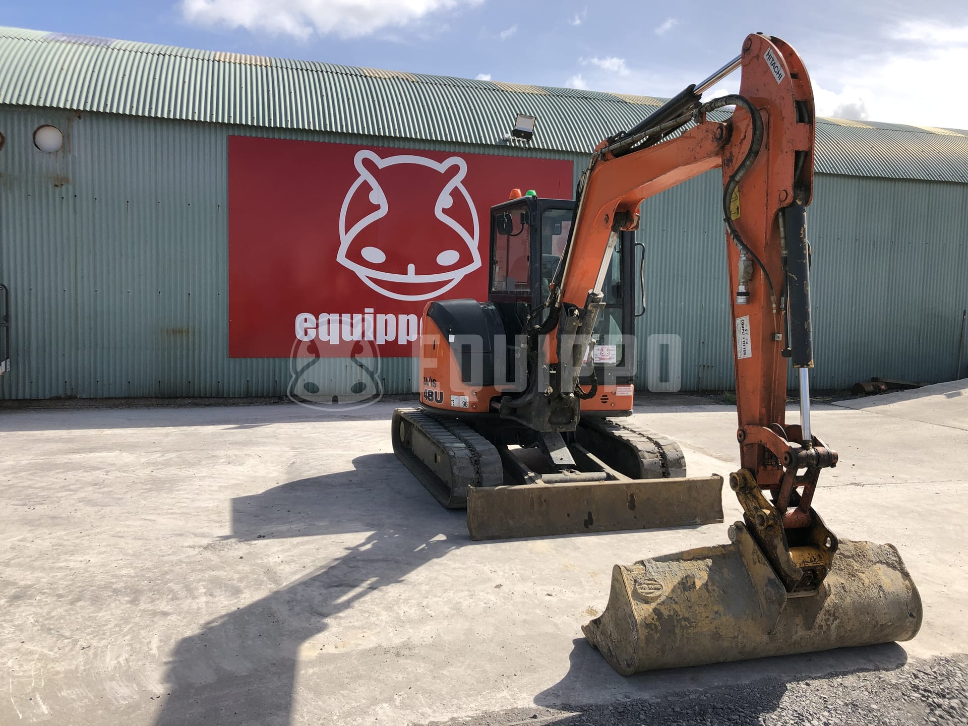 Hitachi ZX48U-5A CLR  - - Used Mini Excavator  < 7t