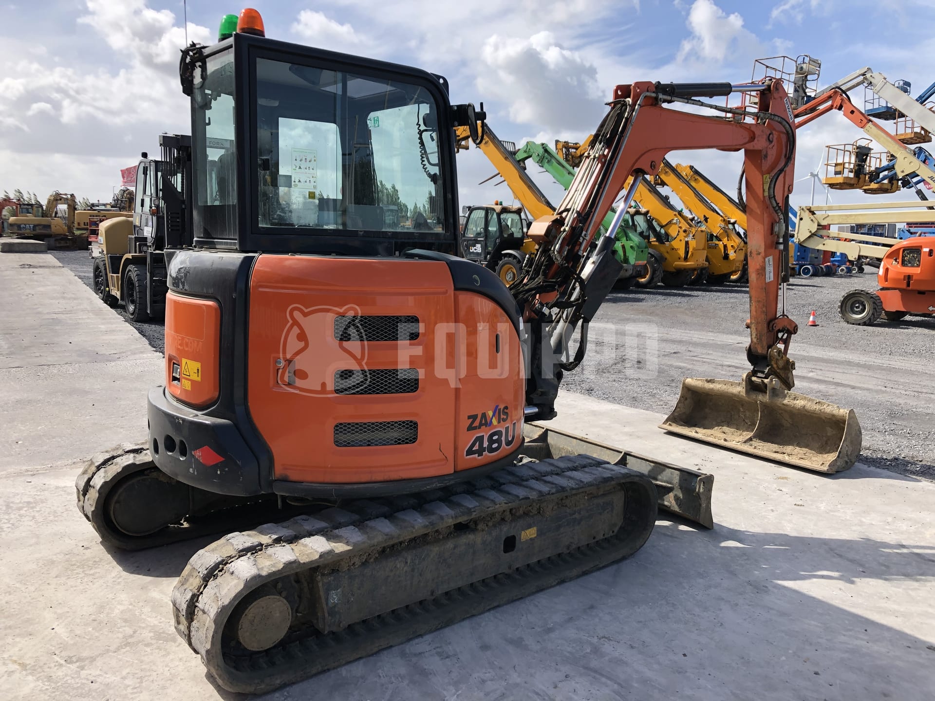 Hitachi ZX48U-5A CLR  - - Used Mini Excavator  < 7t