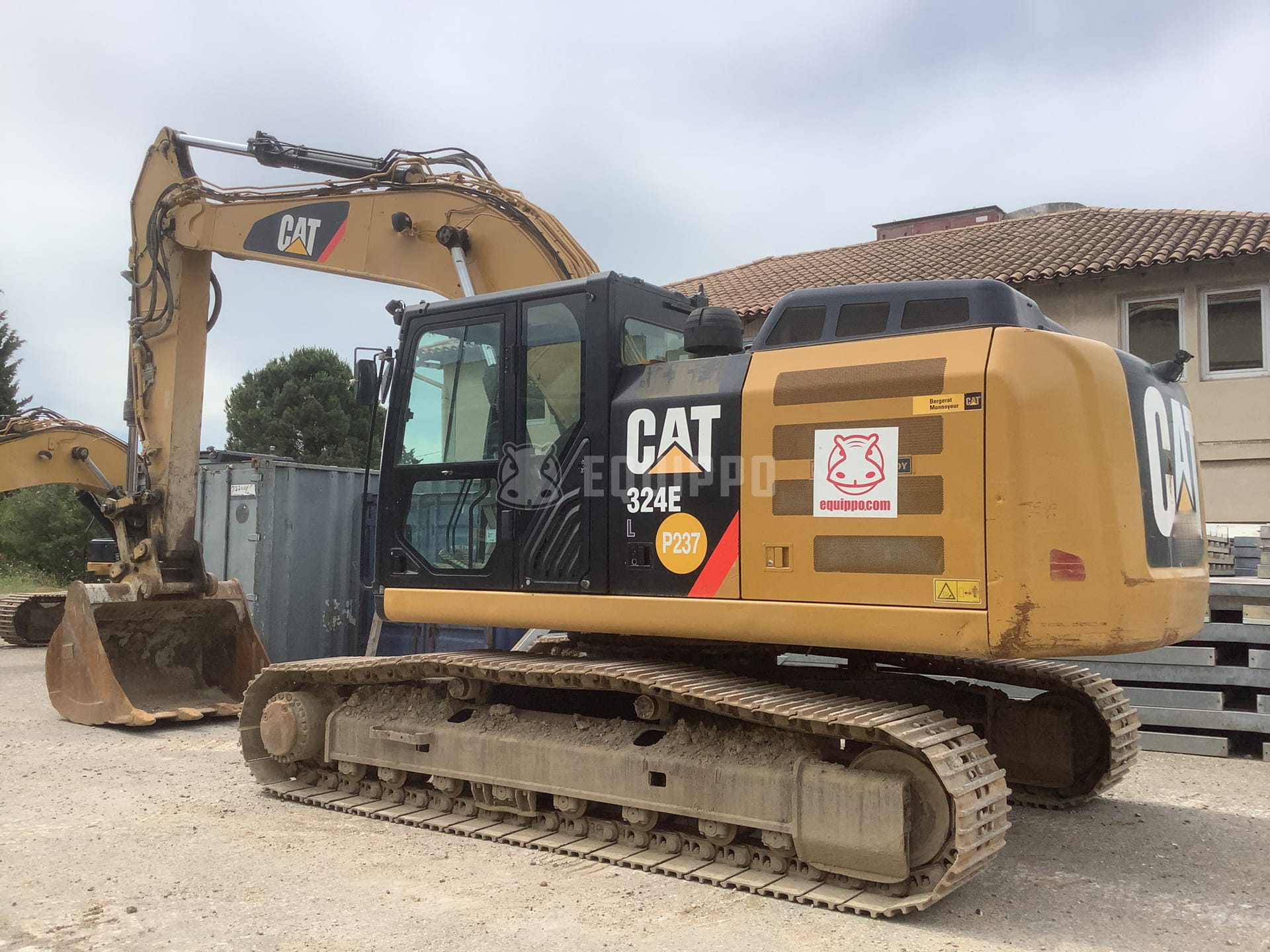 Caterpillar 324E L  - - Used Tracked Excavator