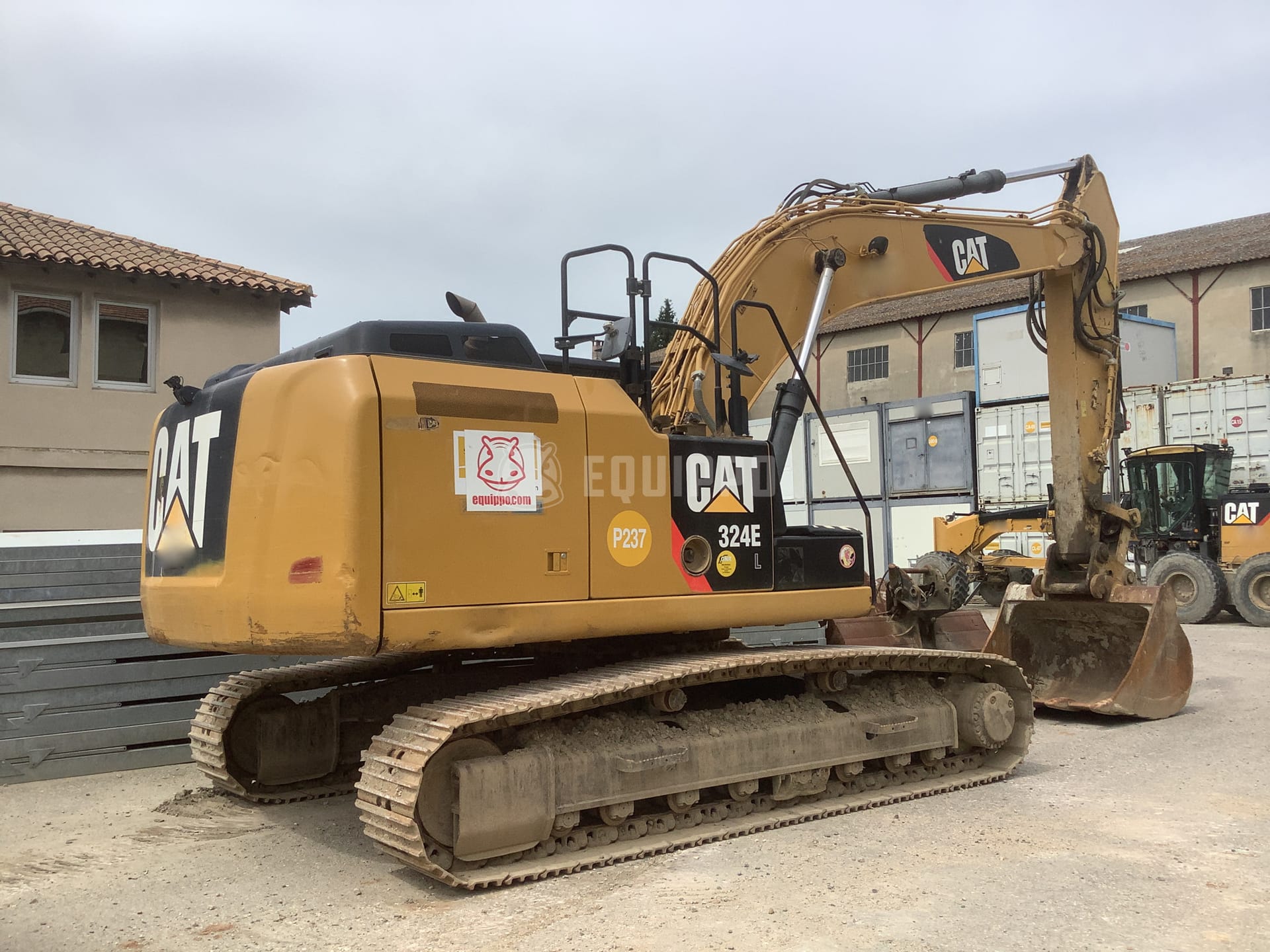 Caterpillar 324E L  - - Used Tracked Excavator