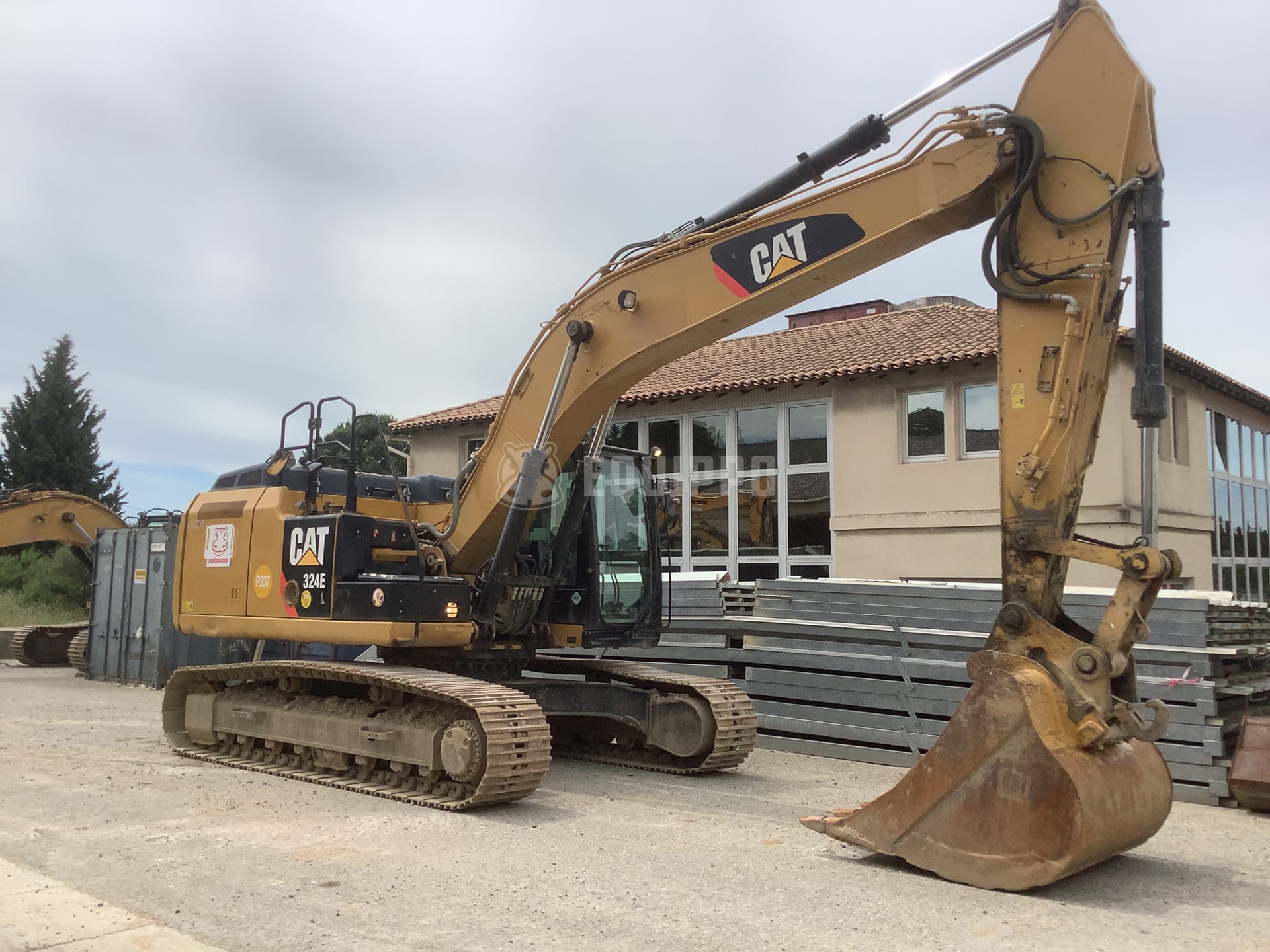 Caterpillar 324E L  - - Used Tracked Excavator