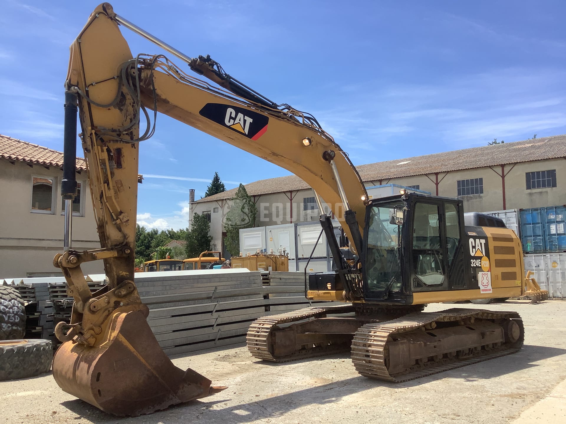 Caterpillar 324E L  - - Used Tracked Excavator