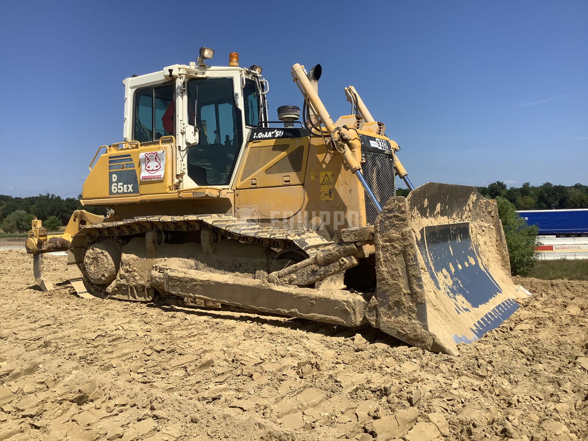 Komatsu D65EX-16 - - Used Tracked Dozer