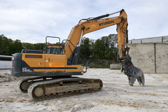 Hyundai HX260NL  - - Excavadora de cadenas Usada