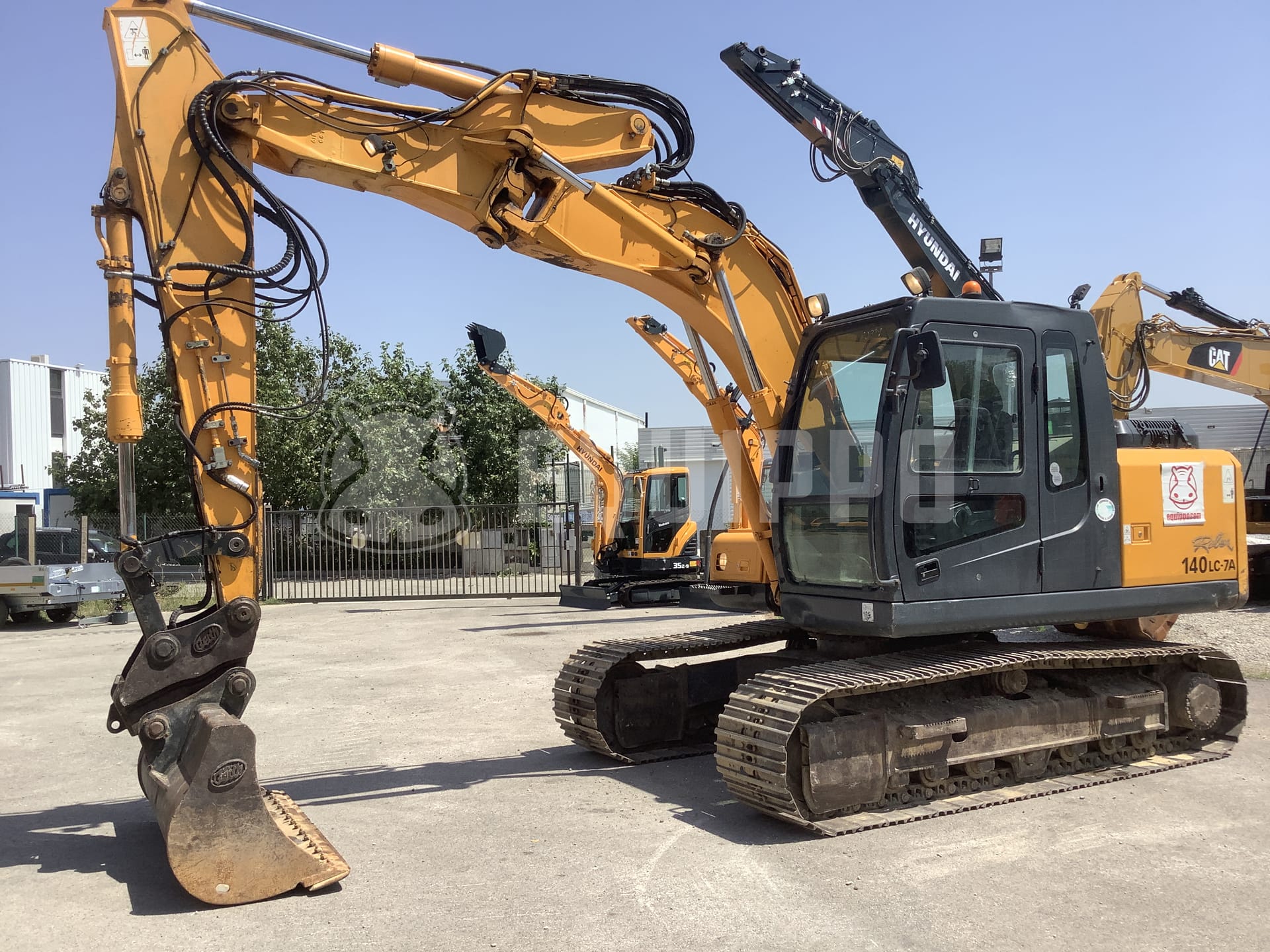 Hyundai Robex 140 LC-7A  - - Used Tracked Excavator