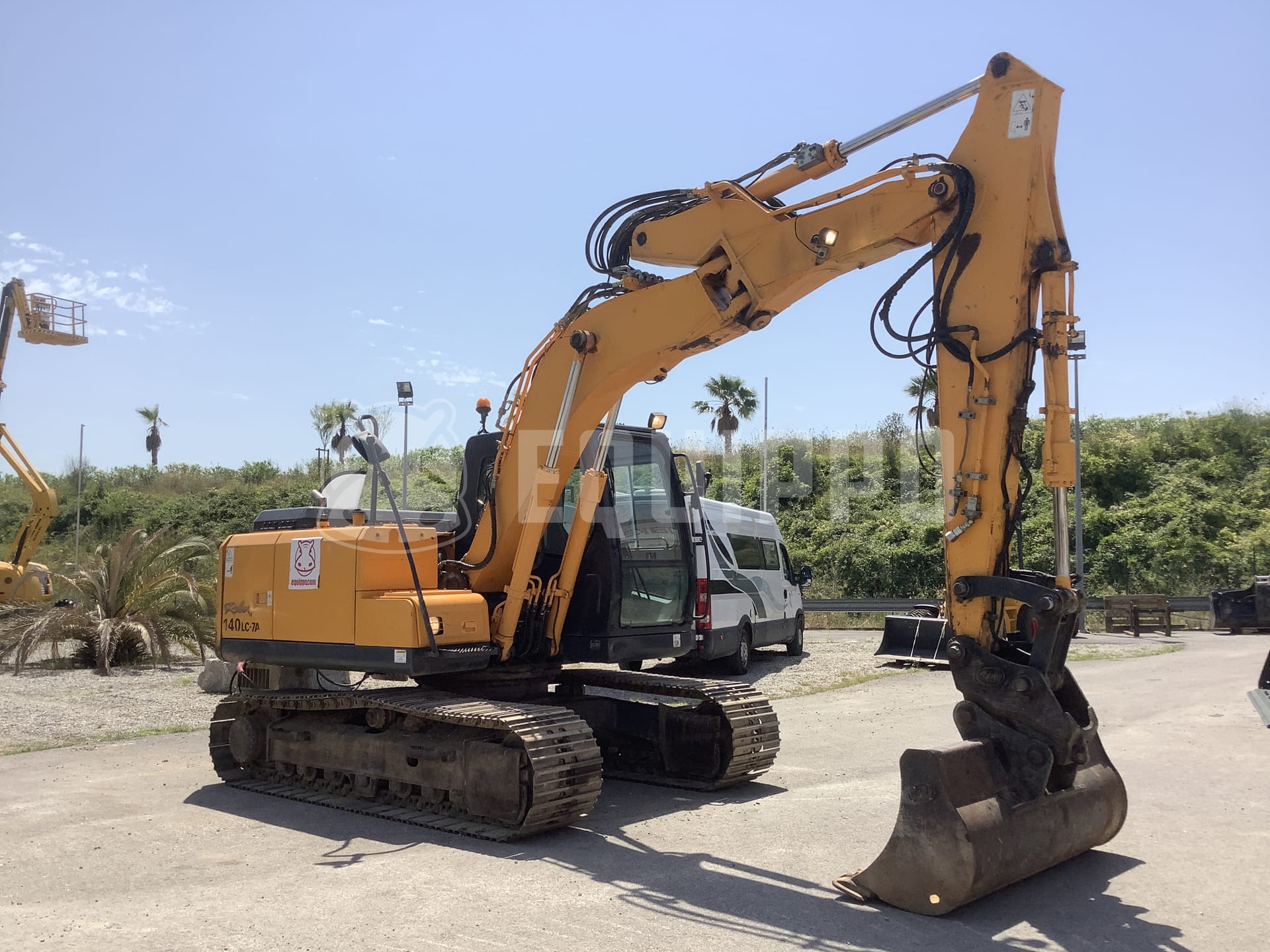 Hyundai Robex 140 LC-7A  - - Used Tracked Excavator