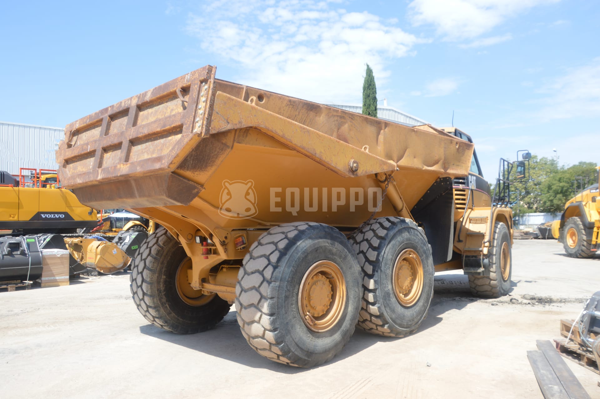 Caterpillar 730  - - Used Articulated Dump Truck