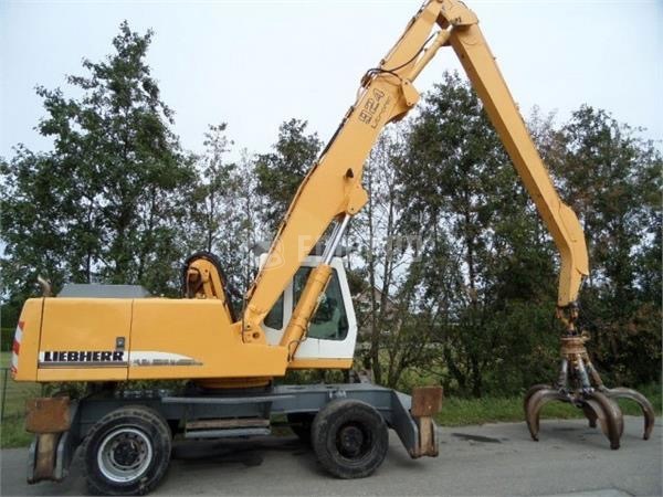 Liebherr A924  - - Used Material Handling Excavator