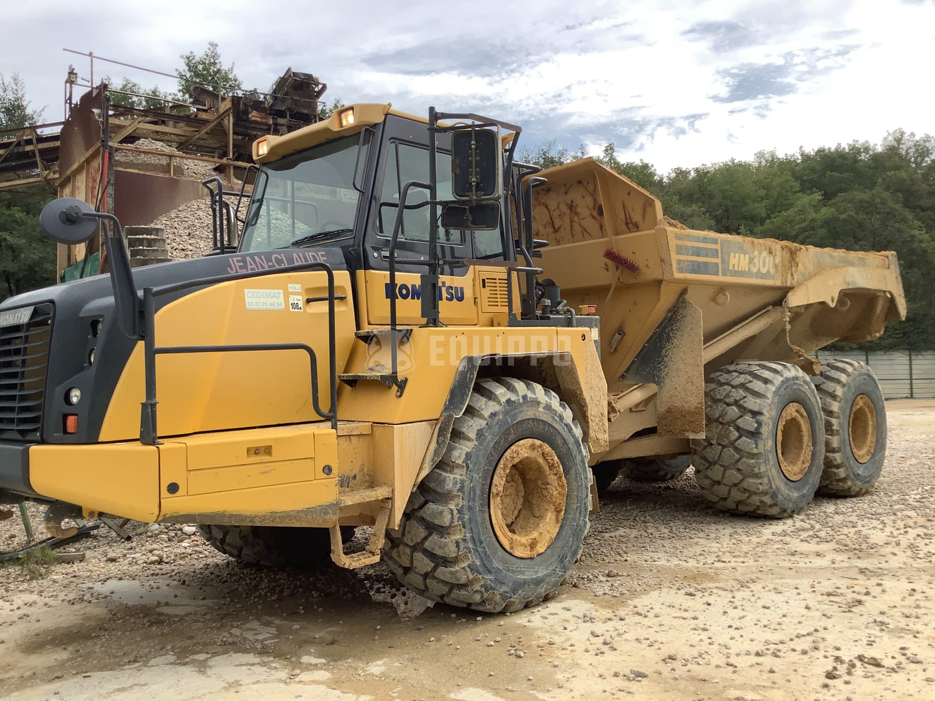 Komatsu HM300-3 - - Dúmper Usada